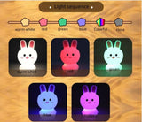 Luz de Presença Coelhinho Sentado - OnLike